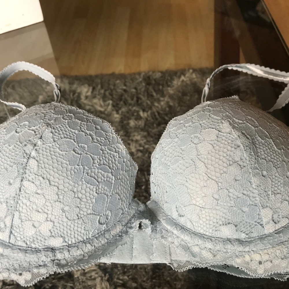 H&M BRA - 34B